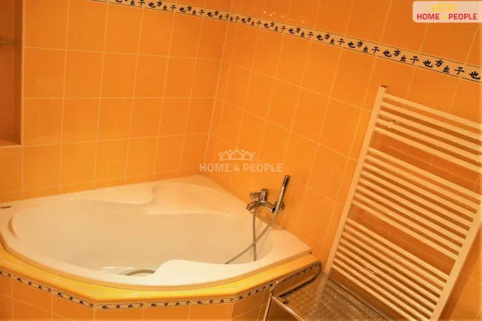Prodej bytu 2+1, Karlovy Vary, Koptova, 66 m2