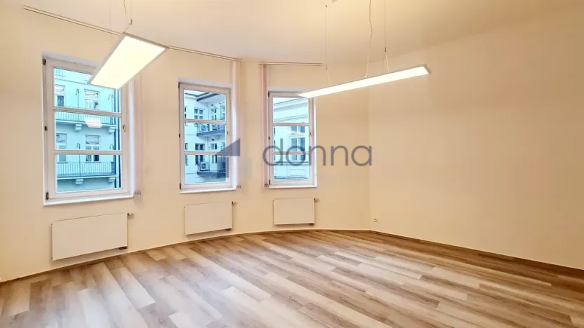 Pronájem kanceláře, Praha, Václavské náměstí, 466 m2