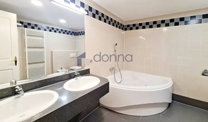 Pronájem kanceláře, Praha, Václavské náměstí, 310 m2