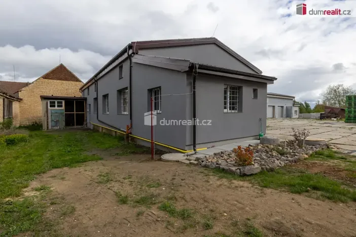 Pronájem skladu, Hředle, 753 m2