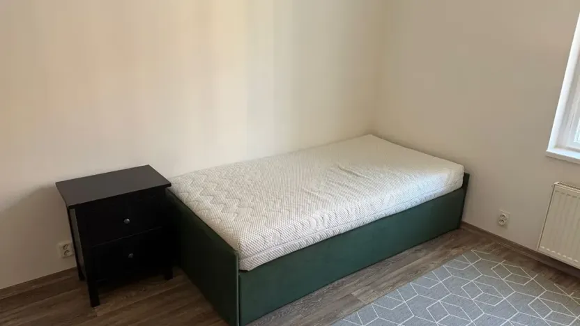 Pronájem bytu 1+kk, Praha - Nové Město, Navrátilova, 22 m2