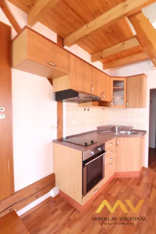 Pronájem bytu 2+kk, Hradec Králové - Pražské Předměstí, Nerudova, 65 m2