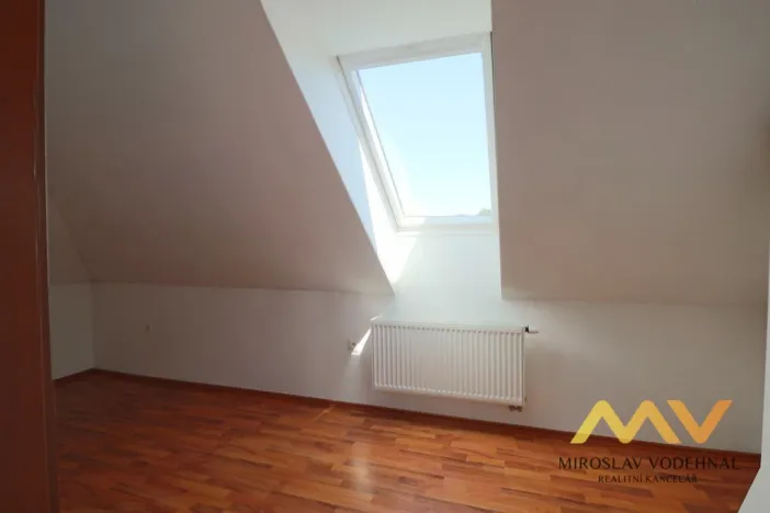 Pronájem bytu 2+kk, Hradec Králové - Pražské Předměstí, Nerudova, 65 m2