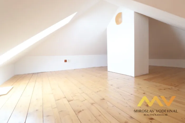 Pronájem bytu 2+kk, Hradec Králové - Pražské Předměstí, Nerudova, 65 m2