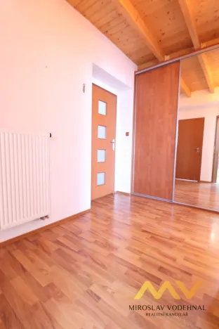 Pronájem bytu 2+kk, Hradec Králové - Pražské Předměstí, Nerudova, 65 m2