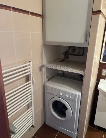 Pronájem bytu 2+kk, Praha, Černokostelecká, 47 m2
