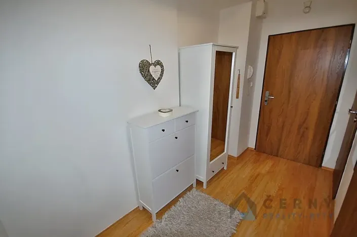 Pronájem bytu 2+1, Liberec, Slovenského národního povstání, 53 m2