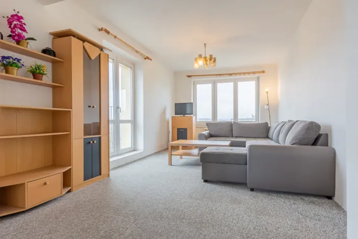 Pronájem bytu 2+1, Praha - Hloubětín, Poděbradská, 54 m2