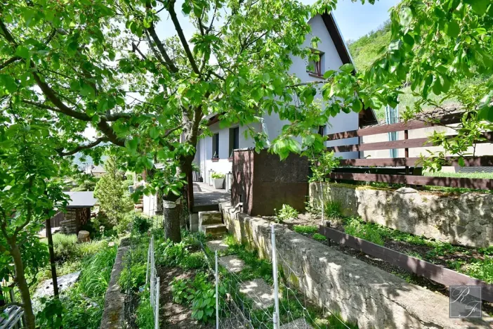 Prodej rodinného domu, Dolní Zálezly, Meruňková, 80 m2