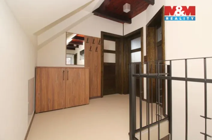 Pronájem rodinného domu, Náchod - Jizbice, 149 m2