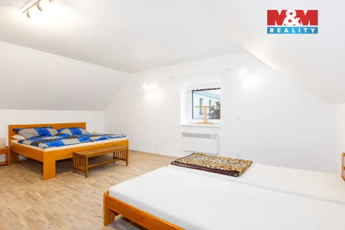 Prodej chalupy, Leskovec nad Moravicí, 180 m2