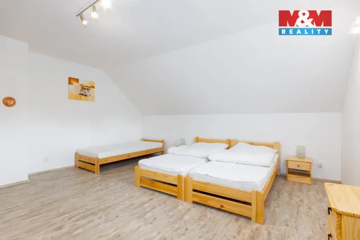 Prodej chalupy, Leskovec nad Moravicí, 180 m2