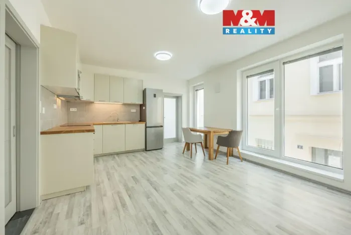 Prodej bytu 2+kk, Kladno, Průchodní, 48 m2