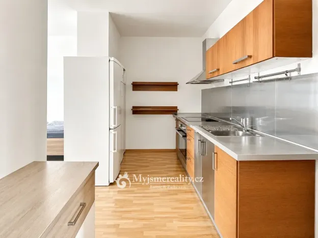 Prodej bytu 2+kk, Znojmo, Vídeňská třída, 71 m2