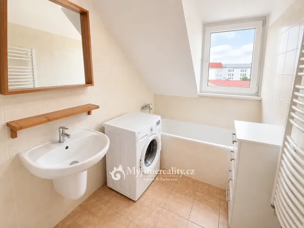 Prodej bytu 2+kk, Znojmo, Vídeňská třída, 71 m2