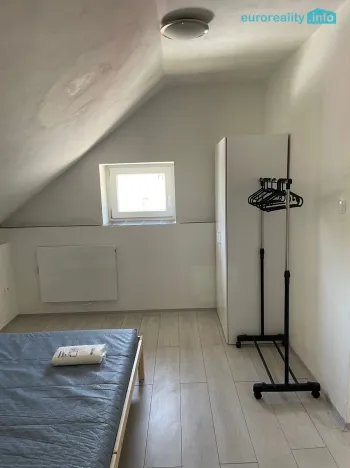Pronájem bytu 1+1, Kraslice, Rybná, 30 m2