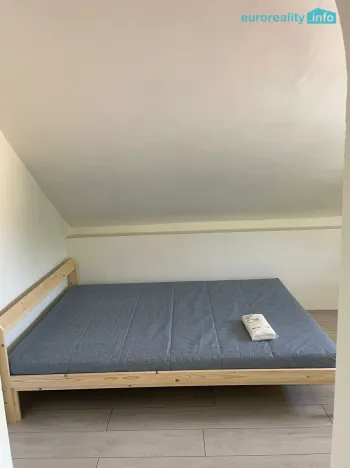 Pronájem bytu 1+1, Kraslice, Rybná, 30 m2