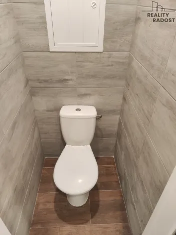 Prodej bytu 2+1, Kadaň, Chomutovská, 53 m2