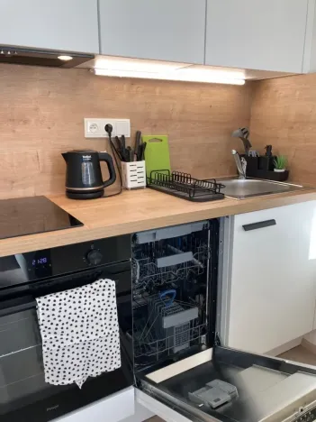 Pronájem bytu 1+kk, Praha - Smíchov, Plzeňská, 20 m2