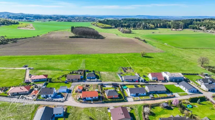 Prodej pozemku pro bydlení, Lešetice, 819 m2