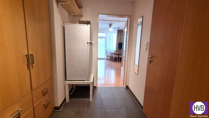Pronájem bytu 1+kk, Praha - Vysočany, Poděbradská, 33 m2