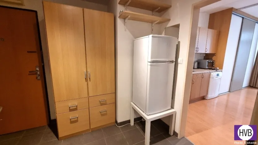 Pronájem bytu 1+kk, Praha - Vysočany, Poděbradská, 33 m2