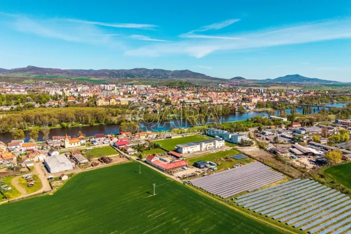Prodej komerčního pozemku, Mlékojedy, 3769 m2