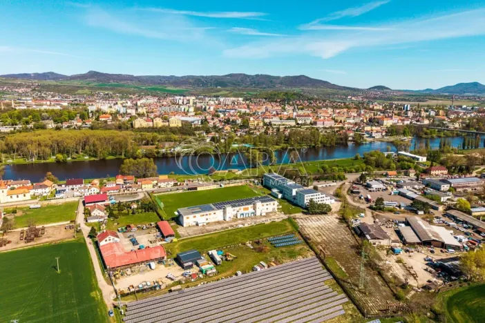 Prodej komerčního pozemku, Mlékojedy, 3769 m2