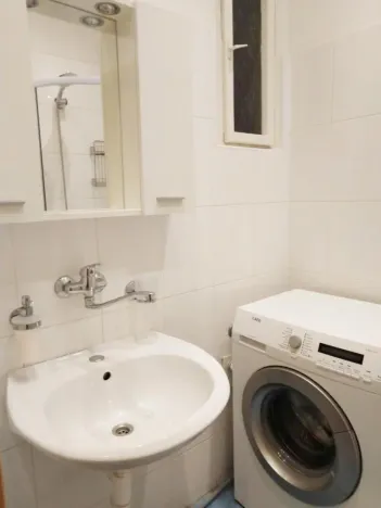 Prodej bytu 1+1, Praha - Karlín, Křižíkova, 45 m2