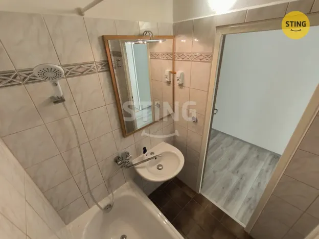 Pronájem bytu 2+1, Olomouc, Hněvotínská, 52 m2