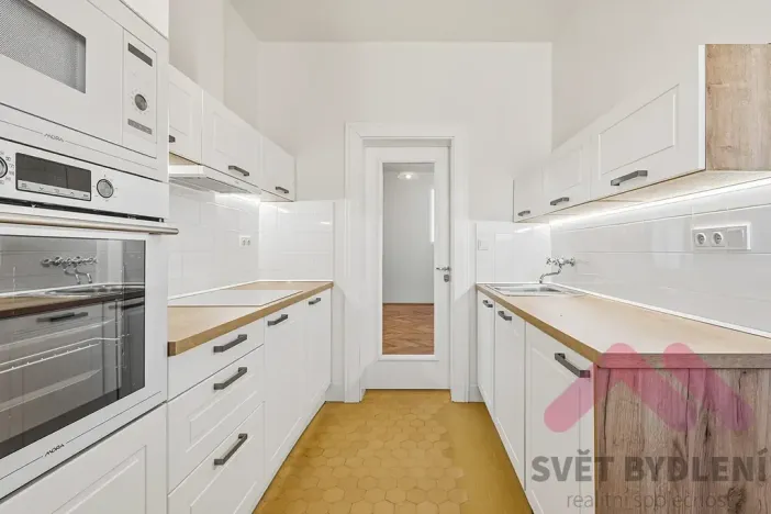Pronájem bytu 2+1, Praha - Holešovice, U smaltovny, 74 m2