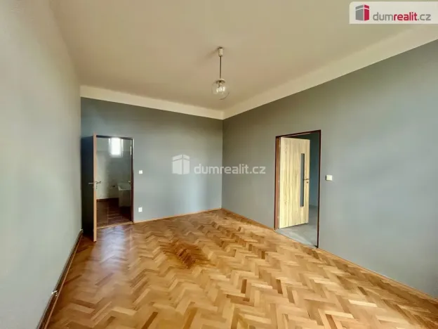 Pronájem bytu 2+1, Kolín - Kolín V, Ovčárecká, 86 m2