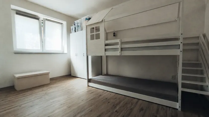 Pronájem bytu 3+1, Drozdov, 90 m2