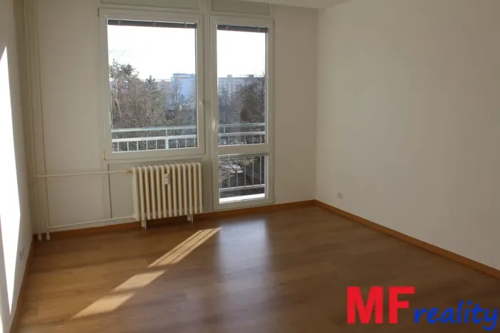 Pronájem bytu 2+1, Hradec Králové - Nový Hradec Králové, Mandysova, 61 m2