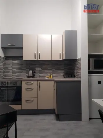 Pronájem bytu 2+kk, Hluboká nad Vltavou, 40 m2