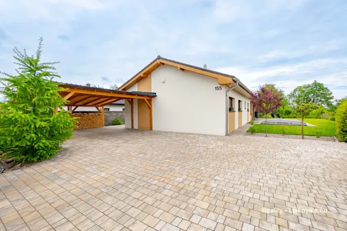 Prodej rodinného domu, Přestanov, 200 m2