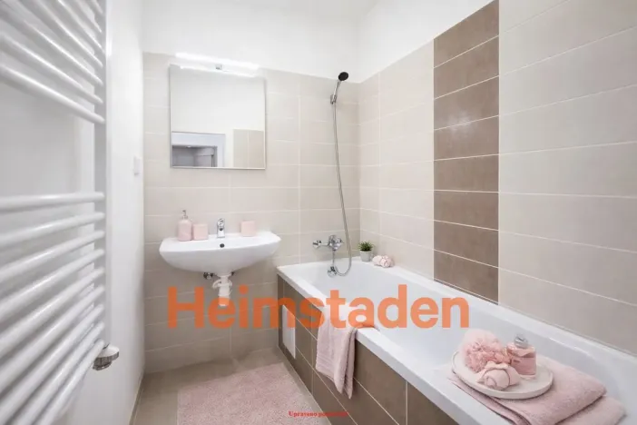 Pronájem bytu 2+1, Karviná - Nové Město, tř. Osvobození, 55 m2