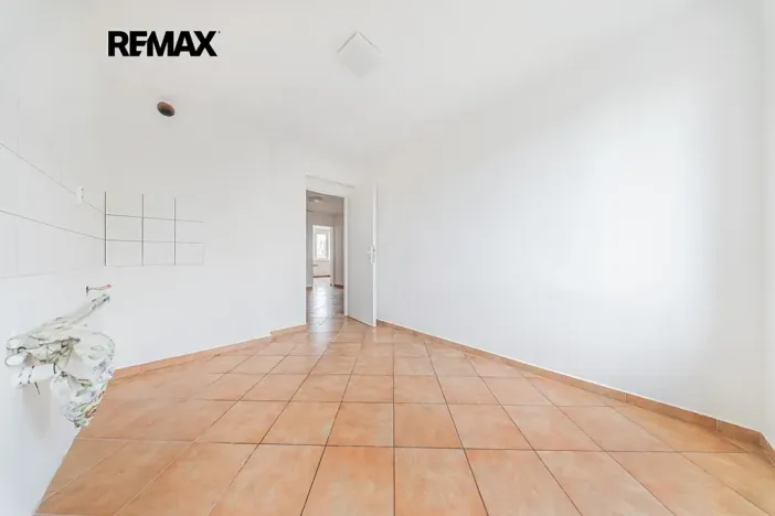 Prodej bytu 3+1, Zlonice, Pippichova, 87 m2