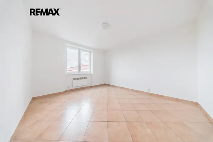 Prodej bytu 3+1, Zlonice, Pippichova, 87 m2