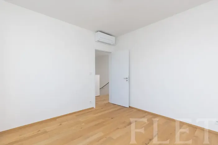 Pronájem rodinného domu, Praha - Jinonice, Nyklíčkova, 217 m2
