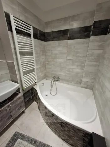 Pronájem bytu 2+kk, Hradec Králové, Střelecká, 65 m2