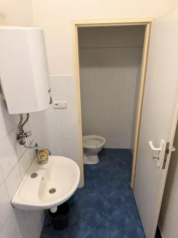 Pronájem obchodního prostoru, Děčín, Prokopa Holého, 99 m2