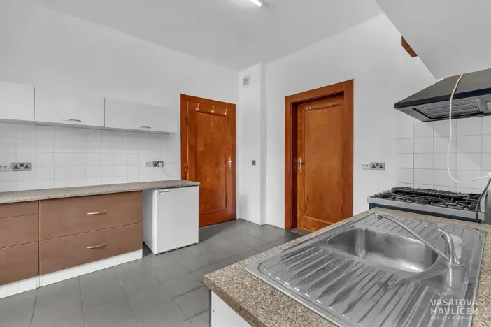 Pronájem bytu 2+1, Hradec Králové, Fučíkova, 75 m2