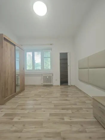Pronájem bytu 2+kk, Vsetín, Josefa Sousedíka, 53 m2