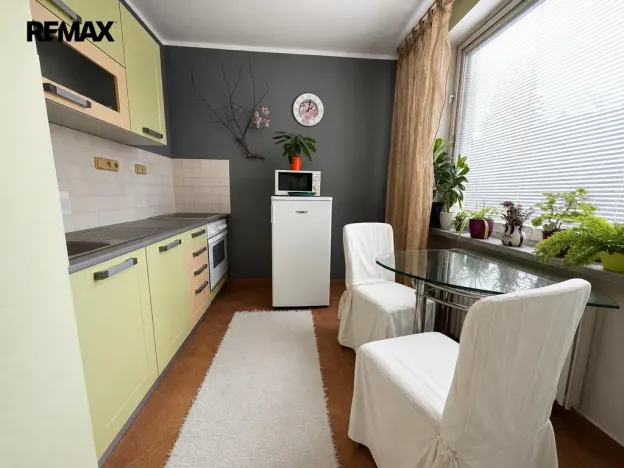 Pronájem bytu 1+1, Žďár nad Sázavou - Žďár nad Sázavou 3, Komenského, 42 m2