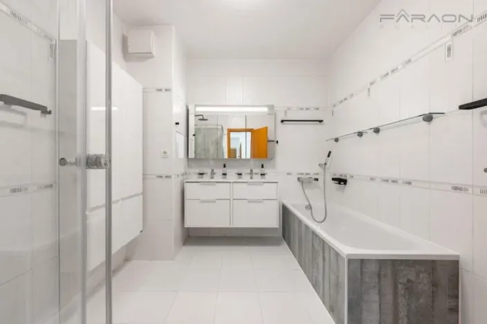 Pronájem bytu 4+kk, Praha - Nusle, Mojmírova, 140 m2