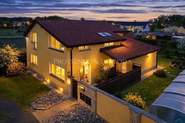 Prodej činžovního domu, Přerov nad Labem, 283 m2
