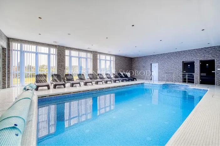 Prodej činžovního domu, Rosovice, 900 m2