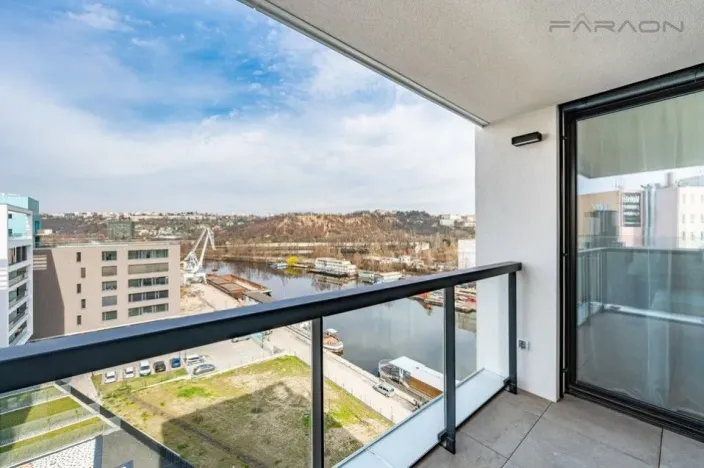 Pronájem bytu 2+kk, Praha - Holešovice, V přístavu, 54 m2