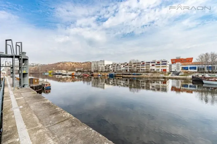 Pronájem bytu 2+kk, Praha - Holešovice, V přístavu, 54 m2